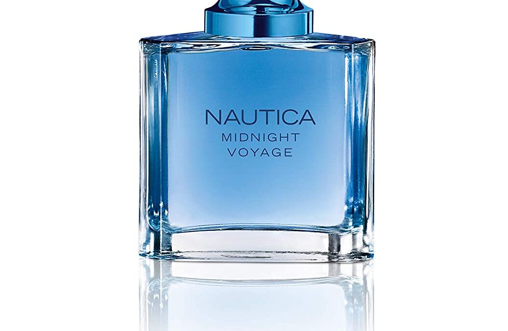 Nautica Voyage Eau De Toilette for Men – Woody, Aquatic Notes of Apple, Water Lotus, Cedarwood, and Musk – Fresh, Romantic, Fruity Scent – Ideal for Day Wear – 3.3 Fl Oz